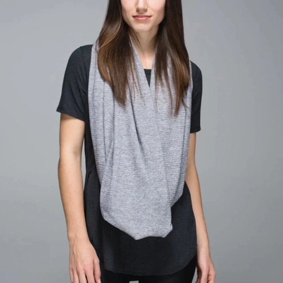 Lululemon Vinyasa Scarf Rulu Mini Check Pique White Heathered Black Reversible - Picture 5 of 11